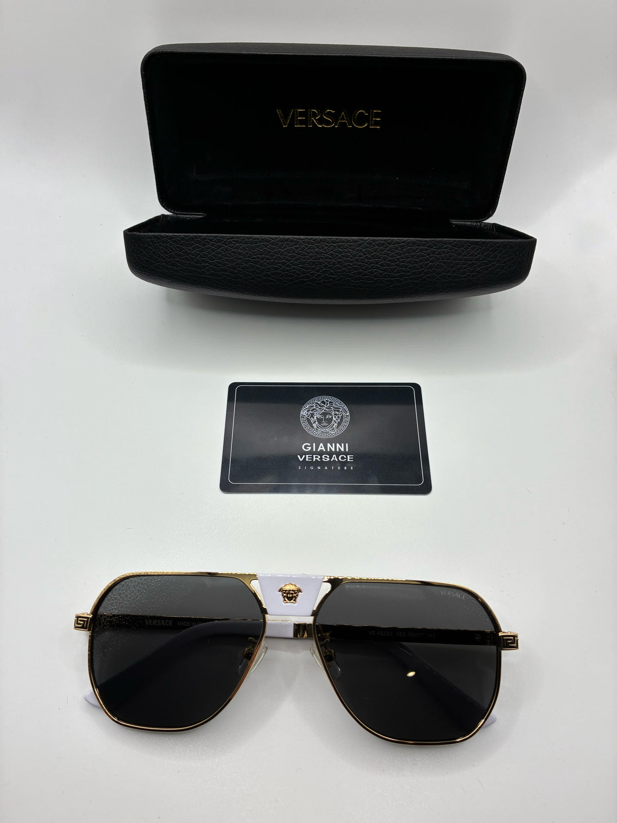 V white Navigator sunglasses full set